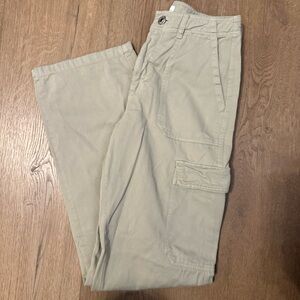 GOTTA GO!! NWOT ✨ Zara cargo pants size 2